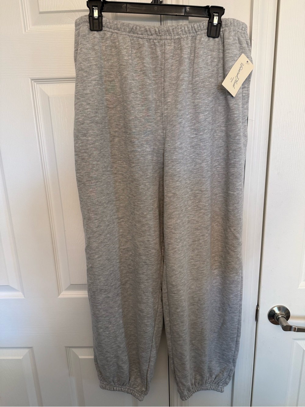 Universal Thread Light Gray Women's Jogger Sweatpants Size Medium
